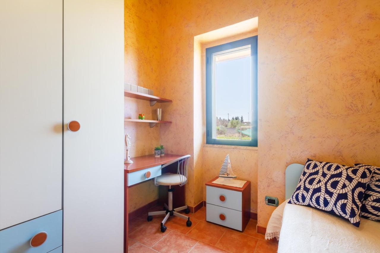 Air-Conditioned Villa In Porto Cesareo With Parking And Bicycles Exterior foto